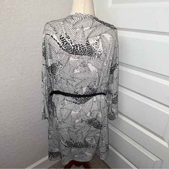 Flora by Flora Nikrooz Animal Print Soft Short Robe - Picture 3 of 13